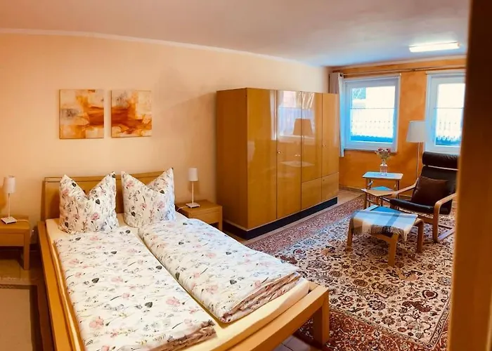 דירה Geraeumige Mit Terrasse In Ruhiger Lage Güstrow